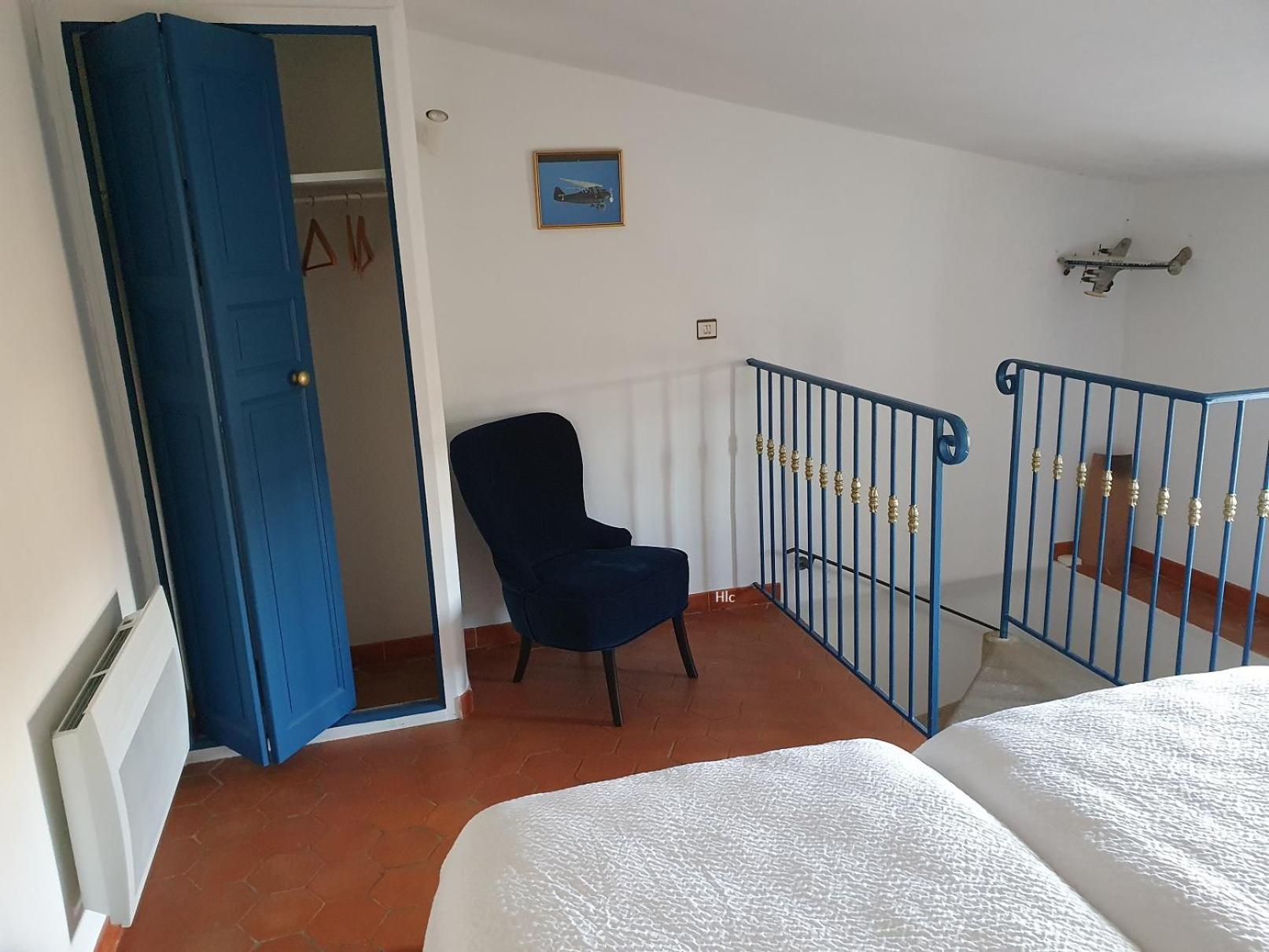 Les Demeures Du Clos Niozelles Habitación foto