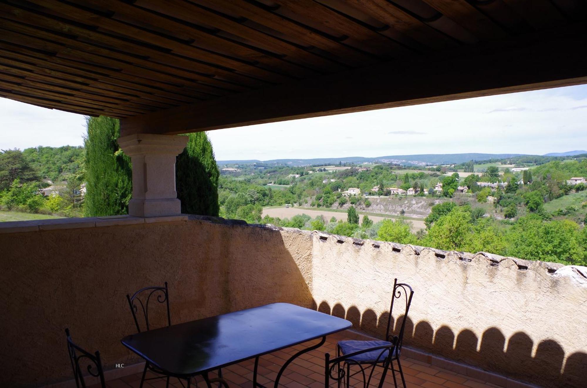 Les Demeures Du Clos Niozelles Habitación foto